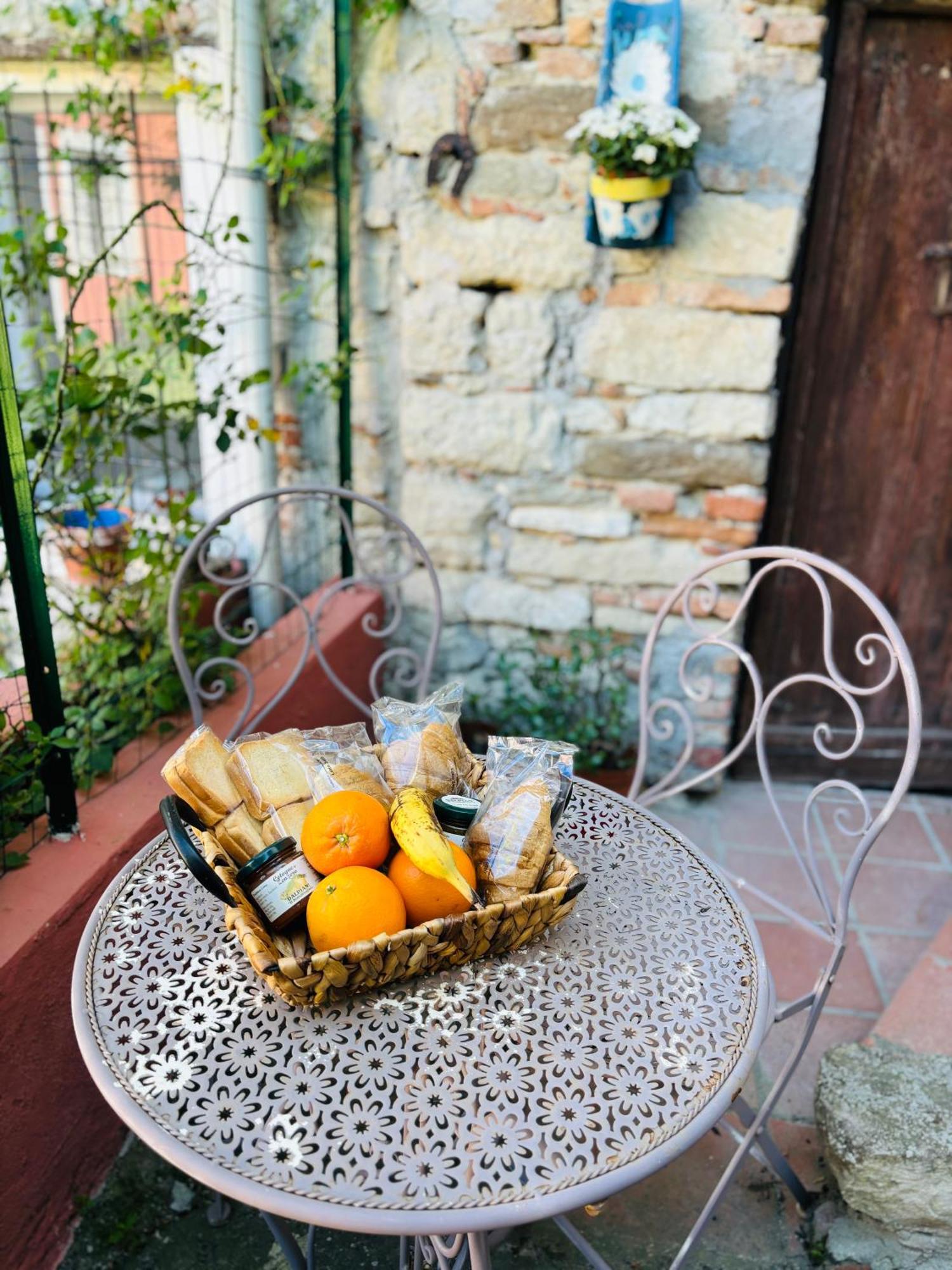 Villa A Casa Di Mirna à Borghetto Di Borbera Extérieur photo